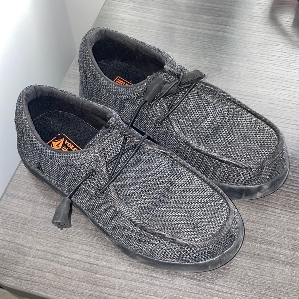 Women Volcom Steel Toe Shoes